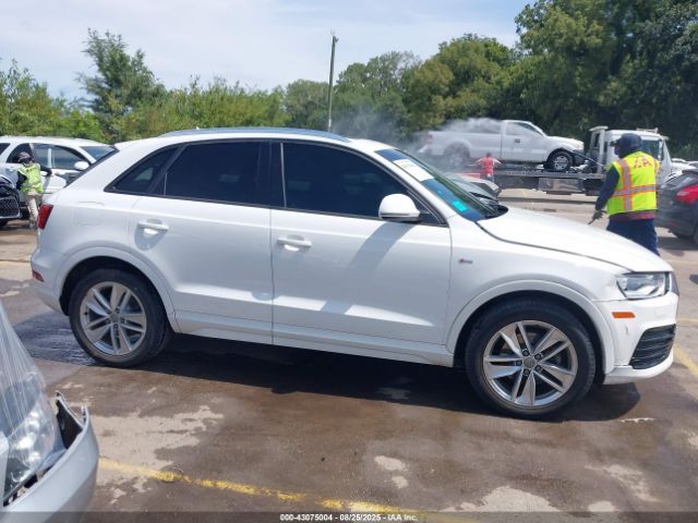 Audi Q3 | 10