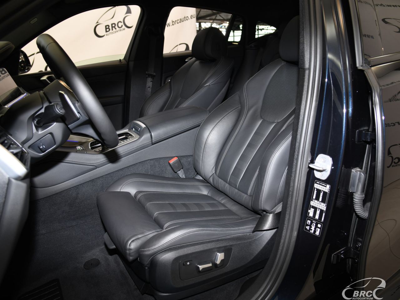BMW X6 | 24