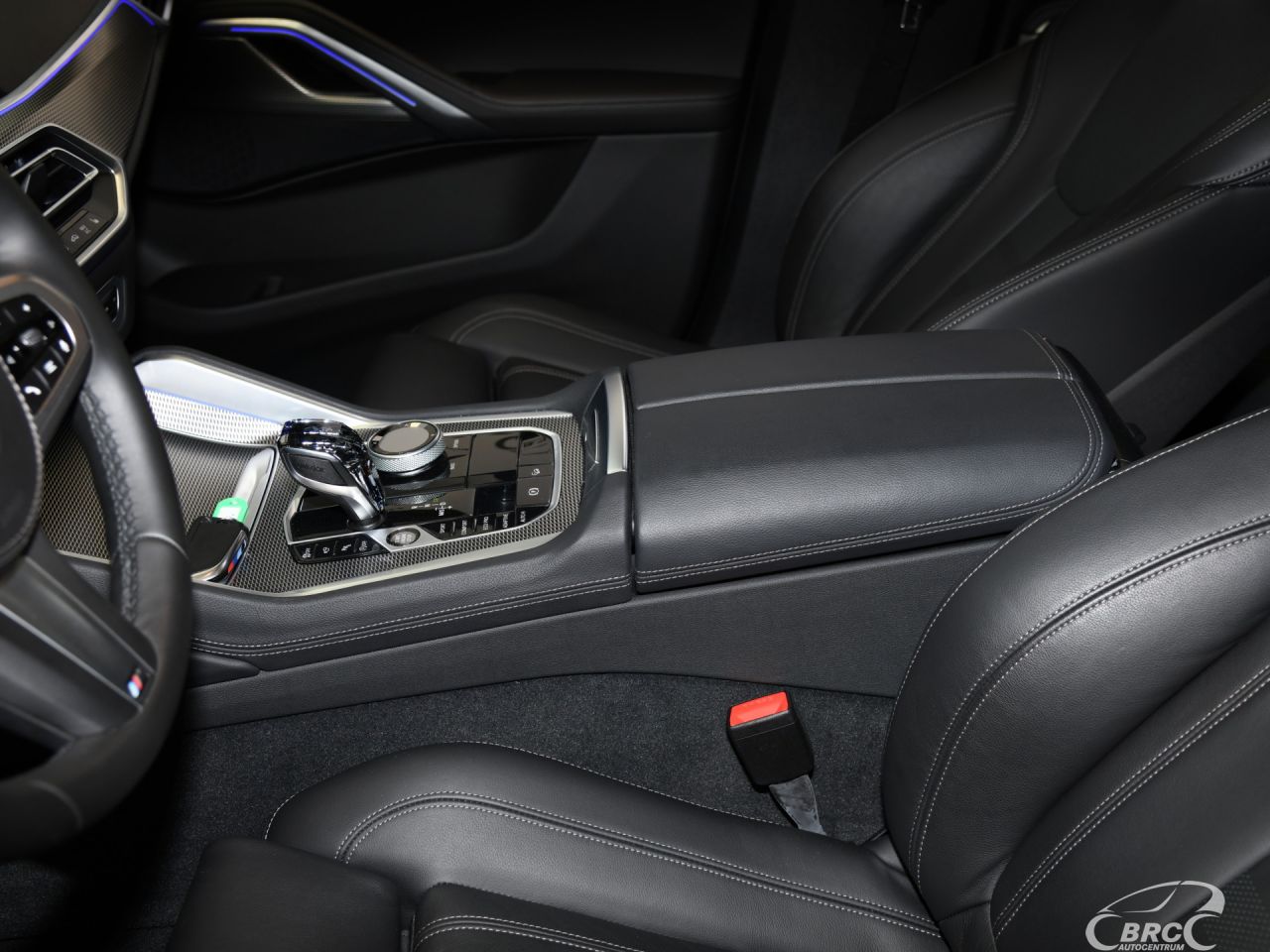 BMW X6 | 27