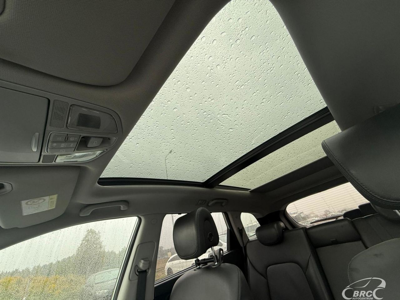 Hyundai Grand Santa Fe | 19