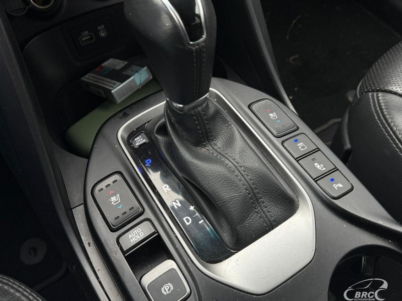 Hyundai Grand Santa Fe | 20