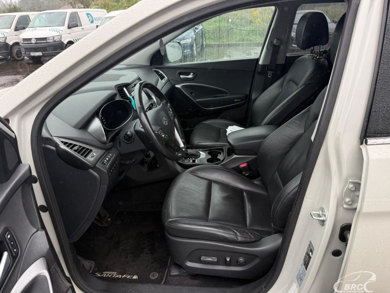 Hyundai Grand Santa Fe | 11