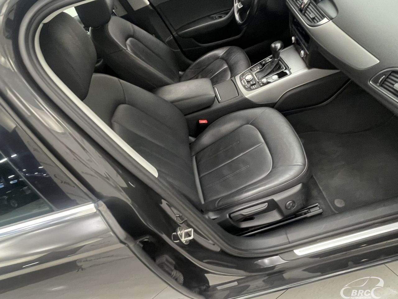 Audi A6 | 4