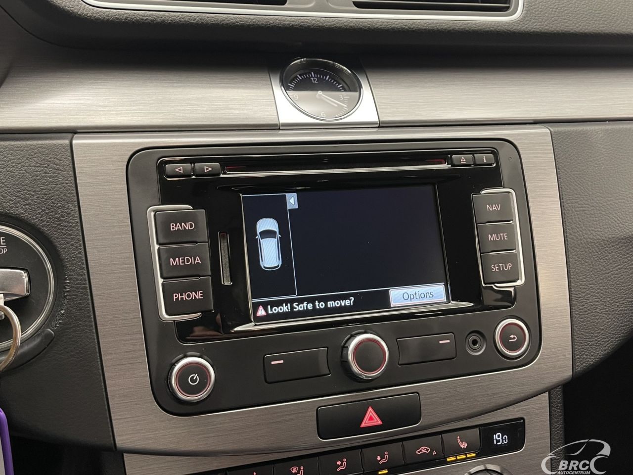Volkswagen Passat | 34