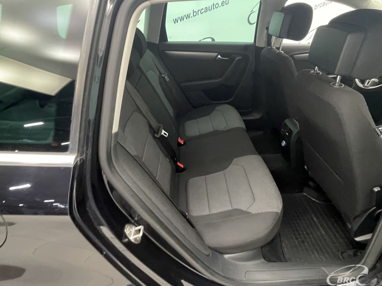 Volkswagen Passat | 9