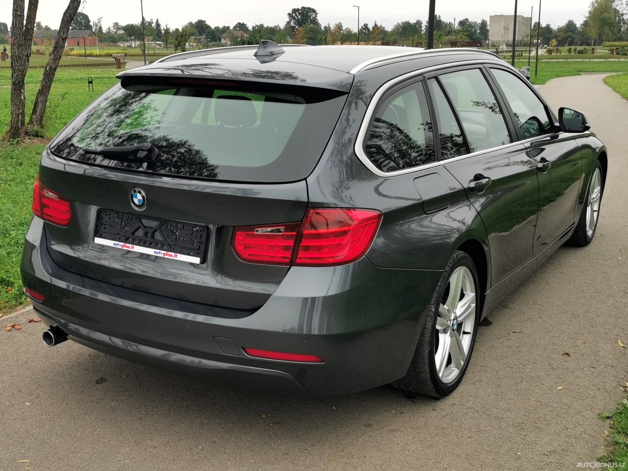 BMW 320 | 7
