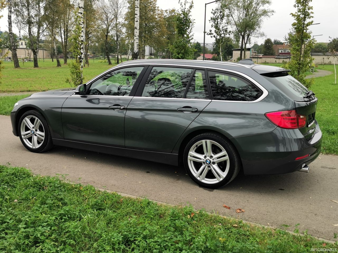 BMW 320 | 4
