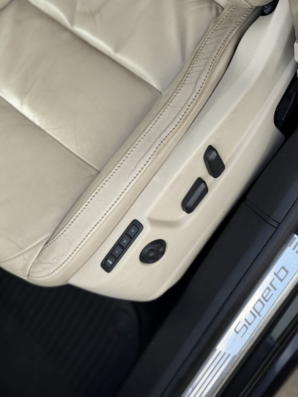 Skoda Superb | 12