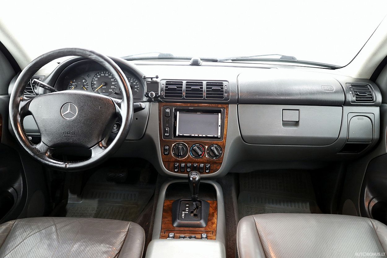 Mercedes-Benz ML320 | 4