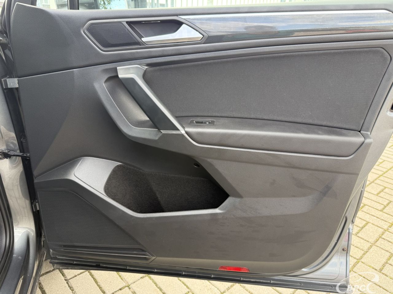 Volkswagen Tiguan | 9