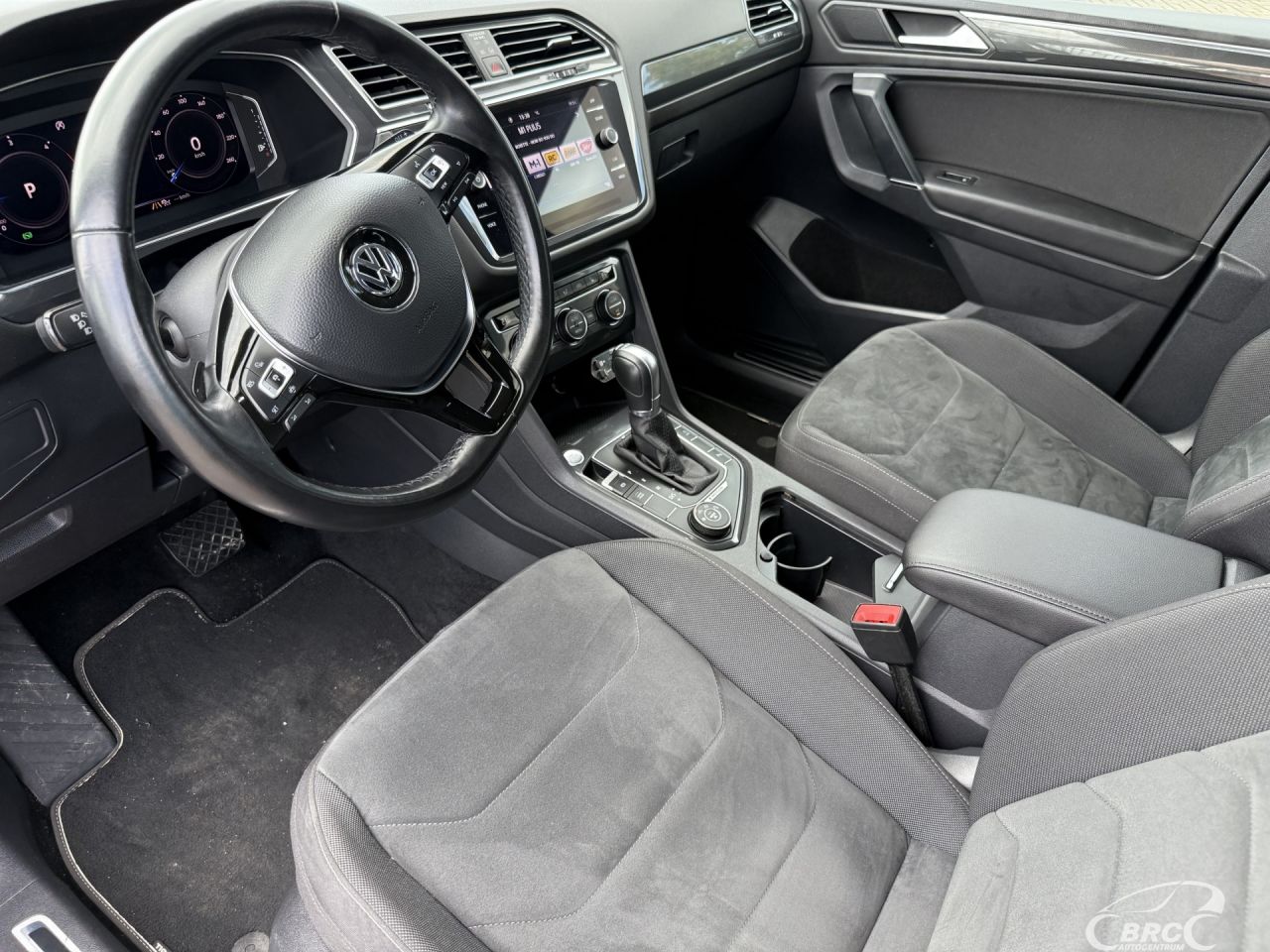 Volkswagen Tiguan | 16