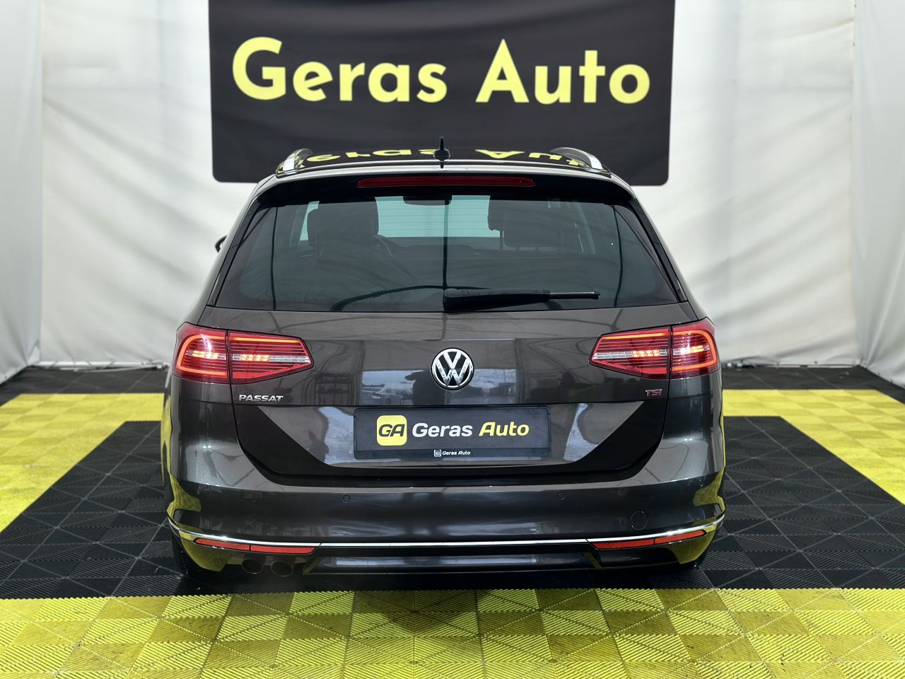 Volkswagen Passat | 4