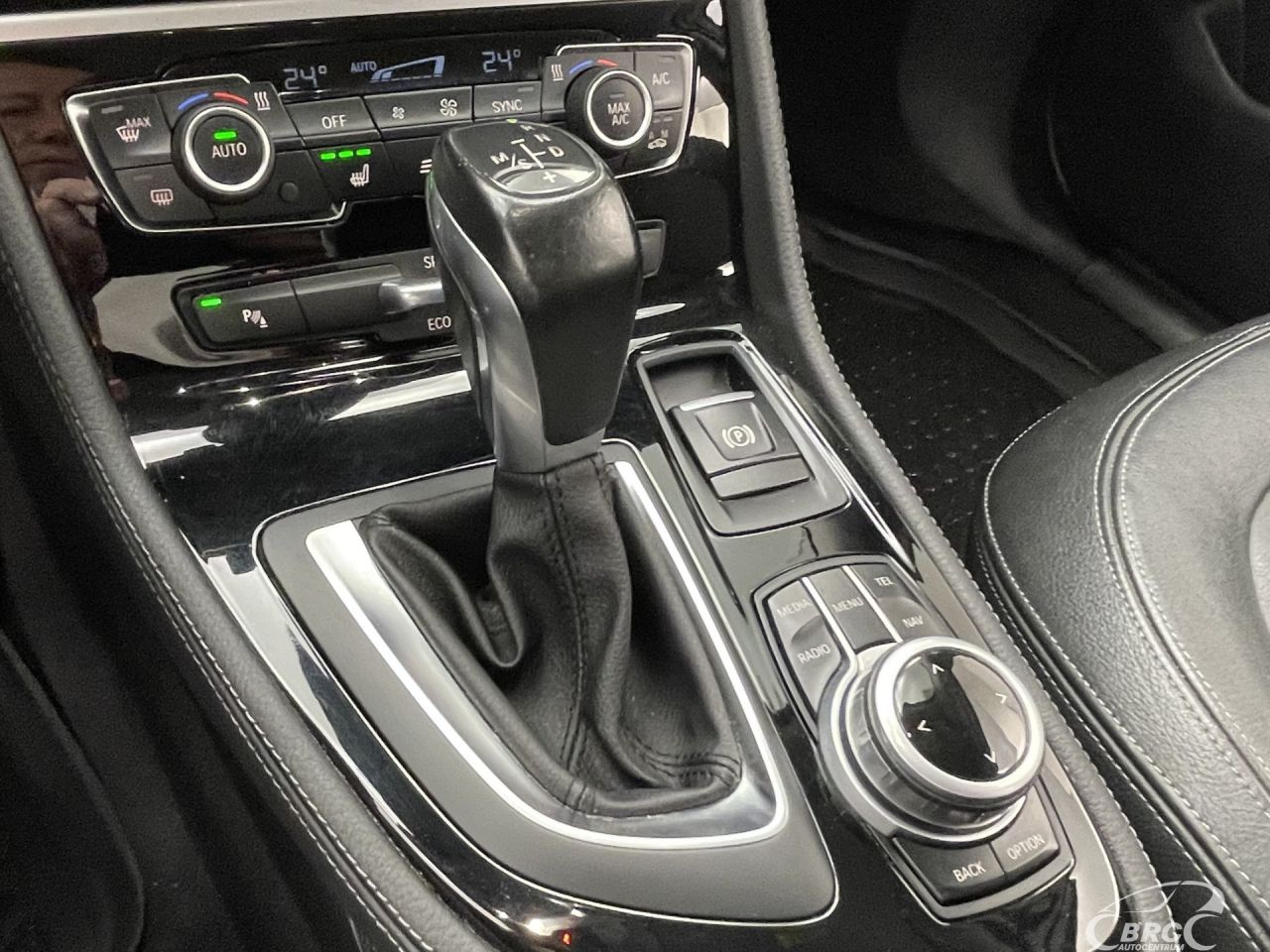 BMW 218 | 24