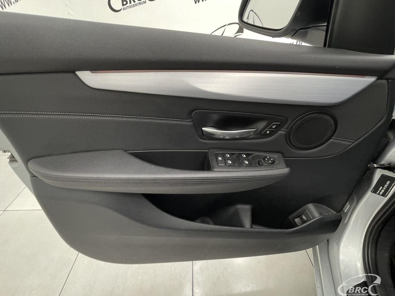 BMW 218 | 18