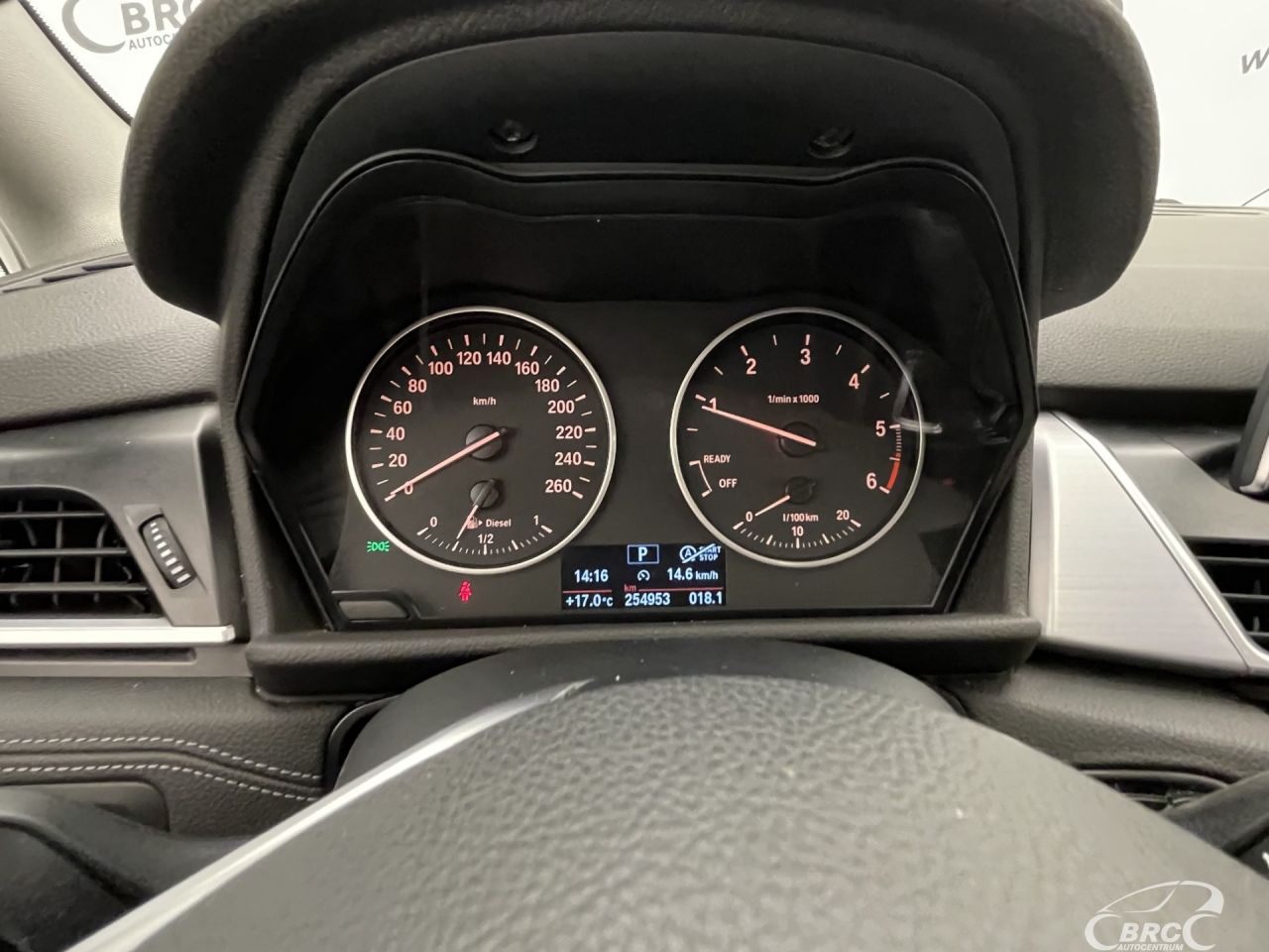 BMW 218 | 29