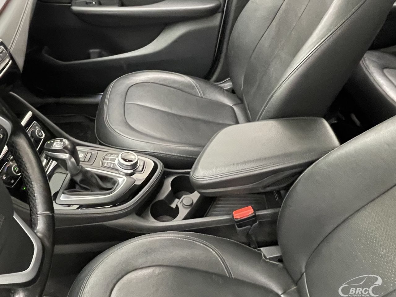 BMW 218 | 23