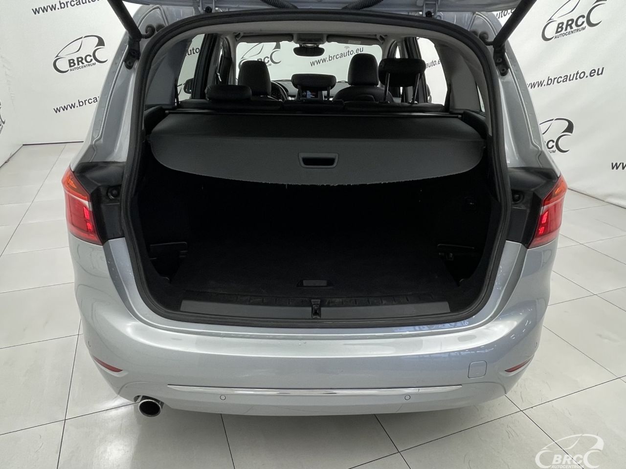 BMW 218 | 43