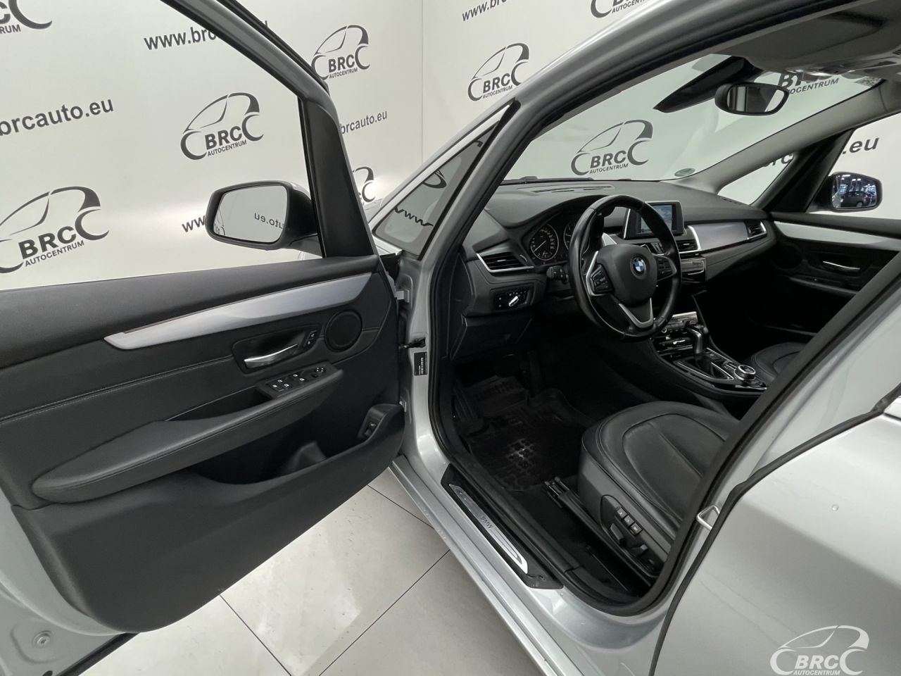 BMW 218 | 17
