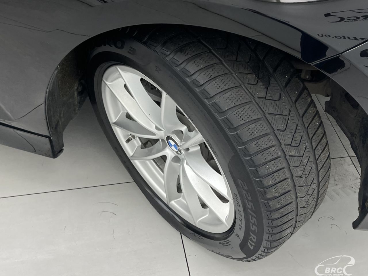 BMW 330 | 40