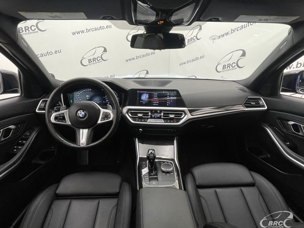 BMW 330 | 2