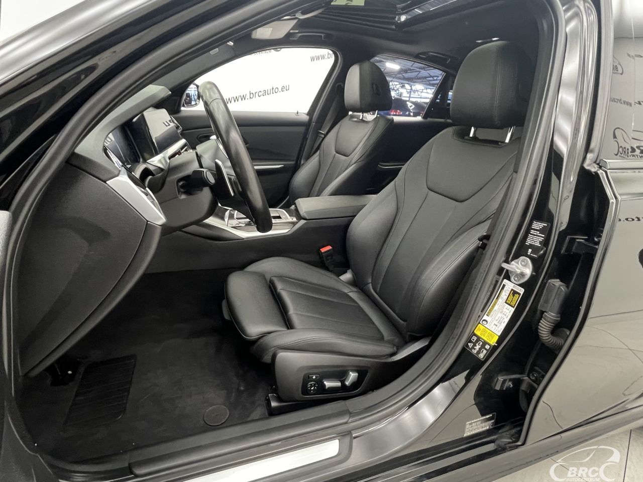 BMW 330 | 22