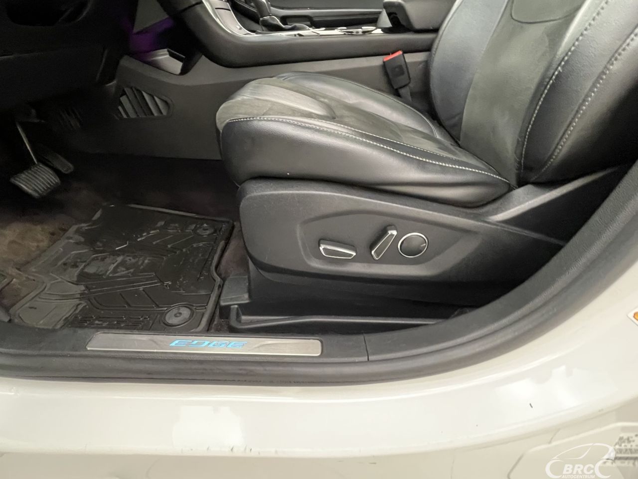 Ford Edge | 22