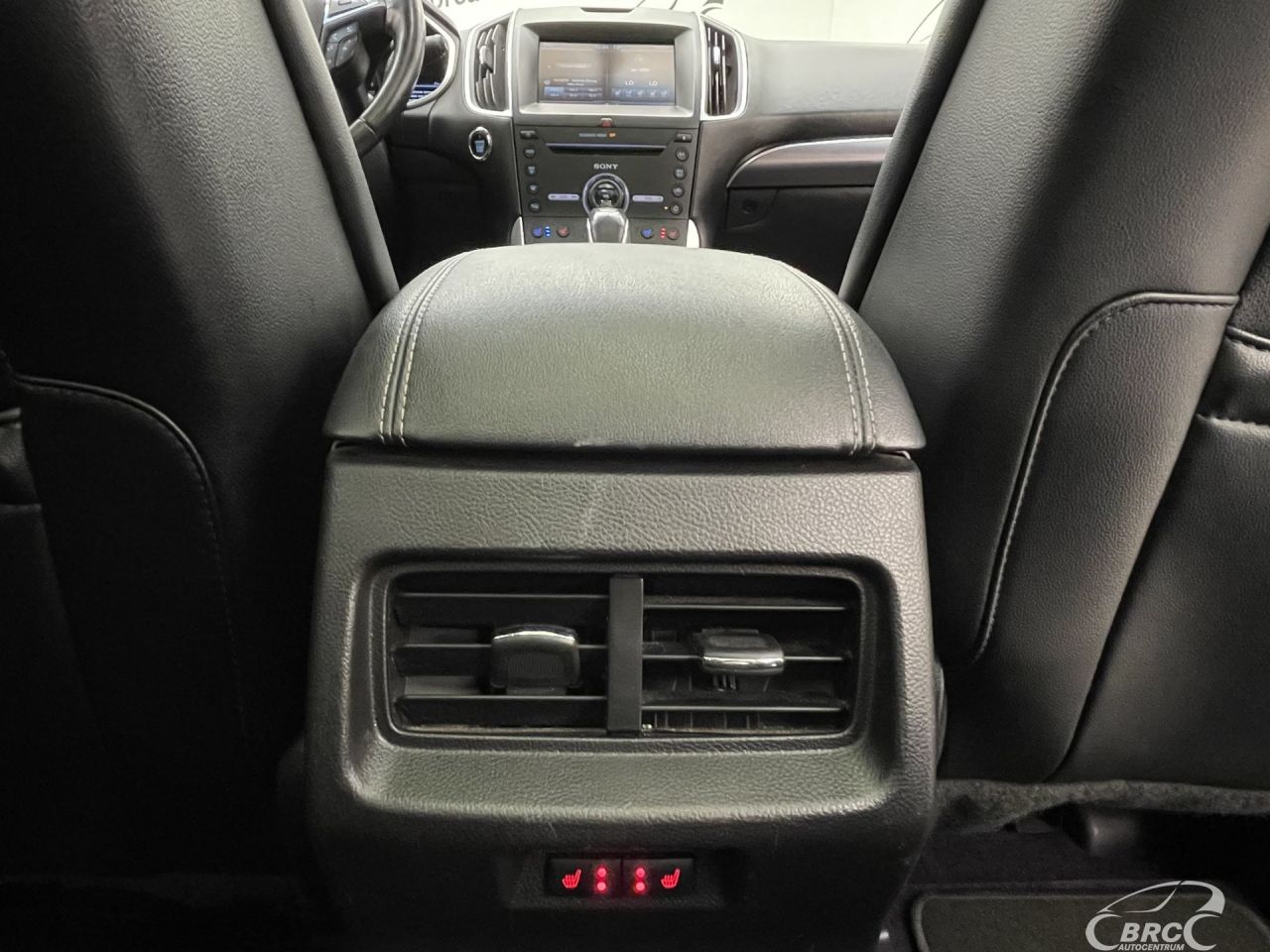 Ford Edge | 13