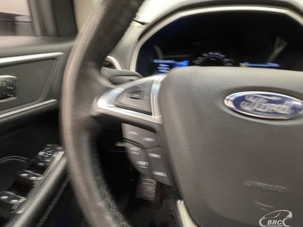 Ford Edge | 30
