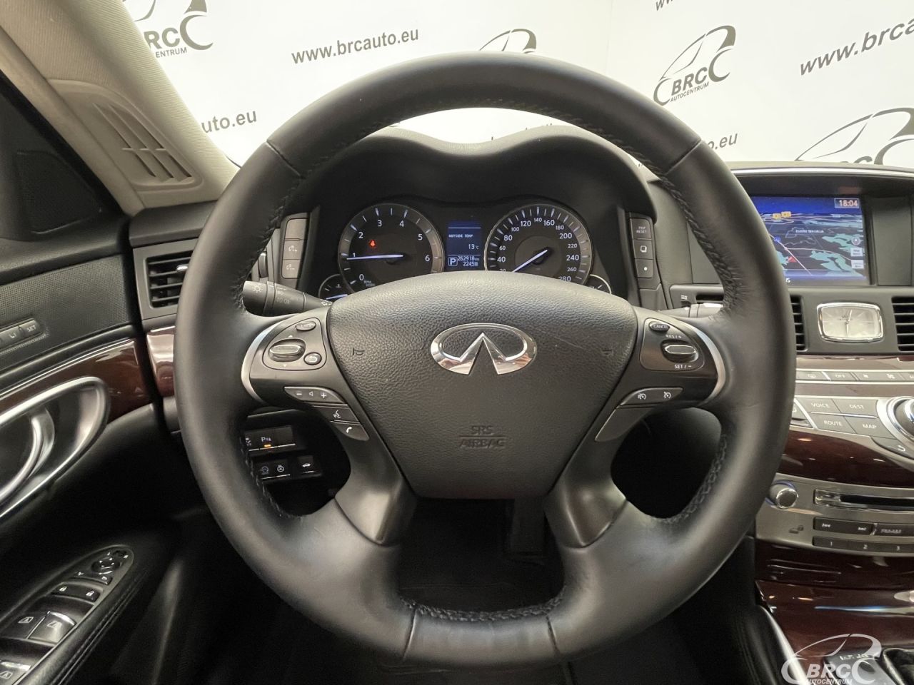 Infiniti Q70 | 28