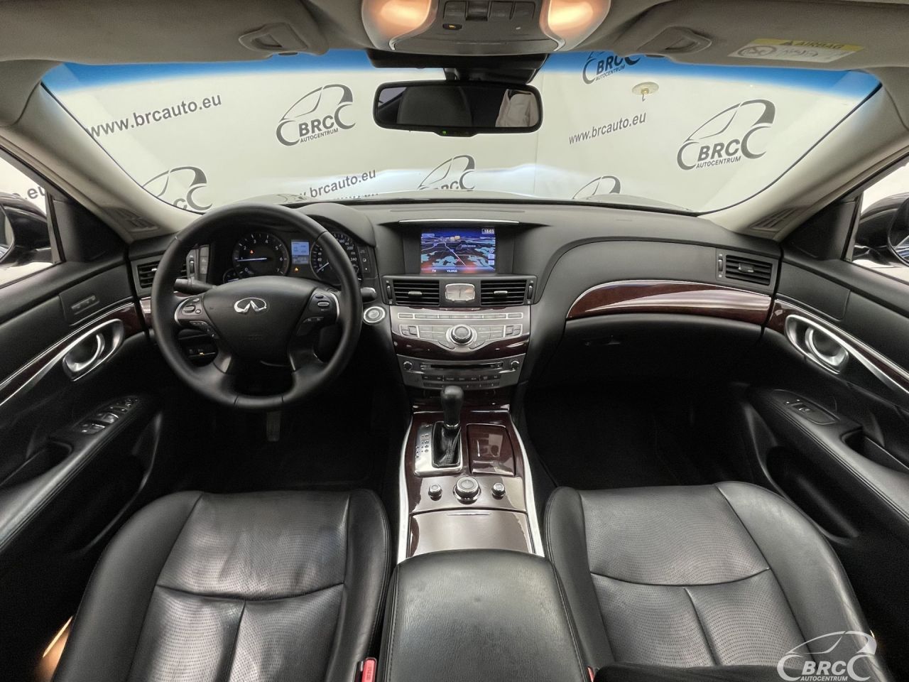 Infiniti Q70 | 2