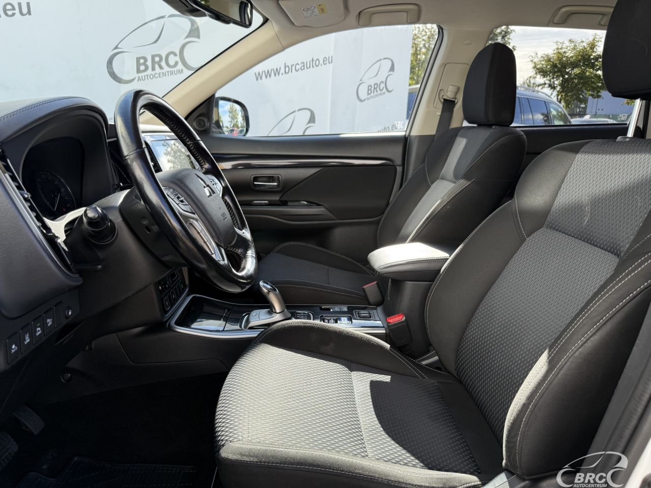 Mitsubishi Outlander | 18