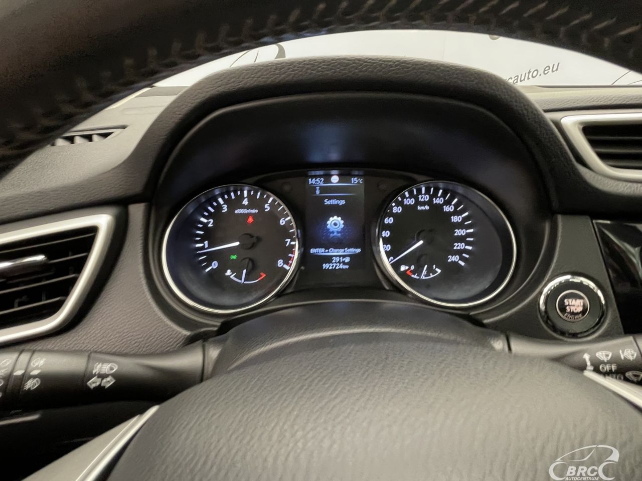 Nissan Qashqai | 30