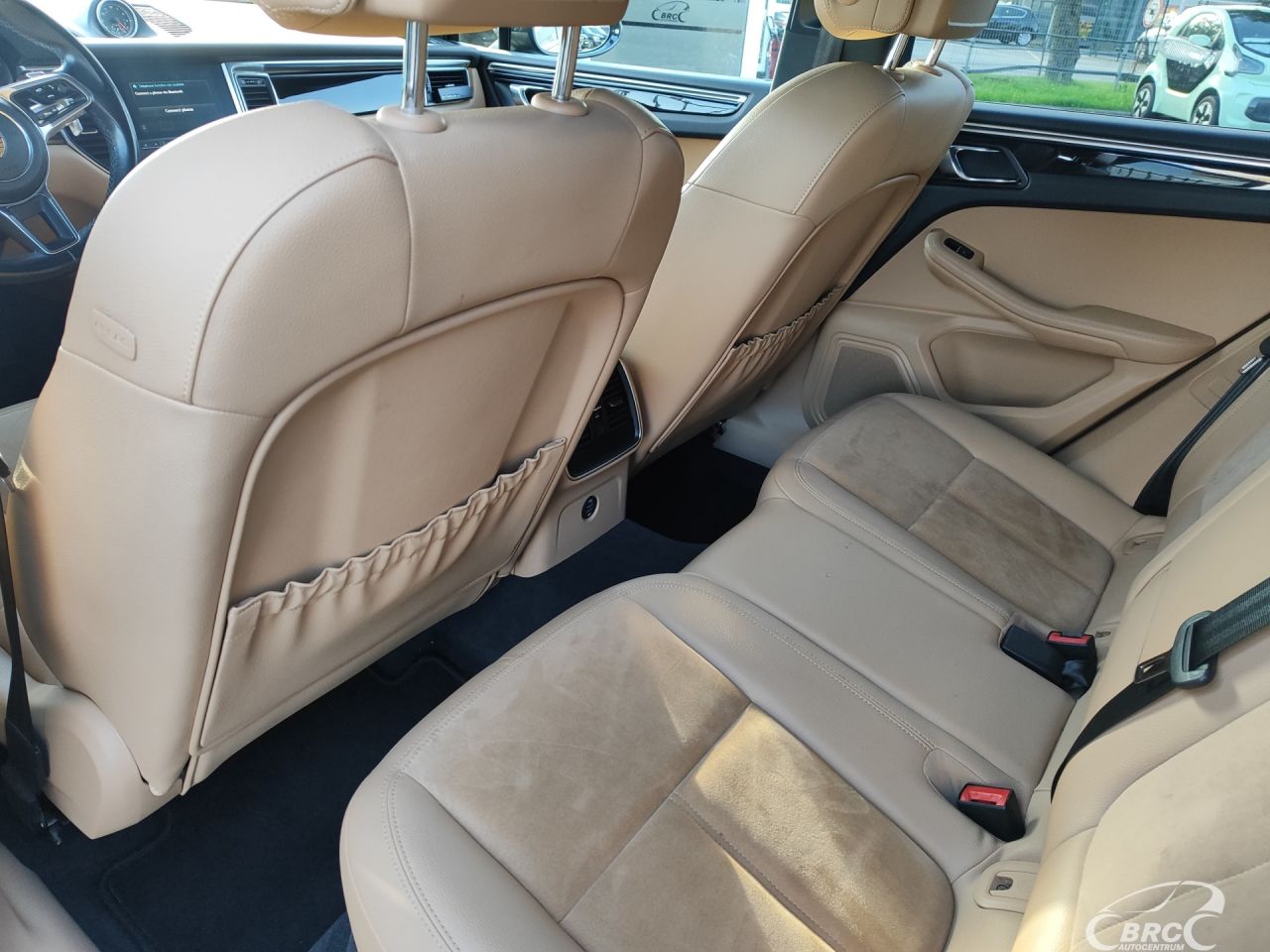 Porsche Macan | 12