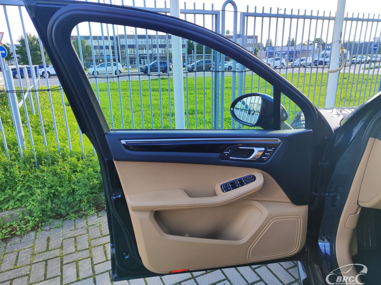 Porsche Macan | 17