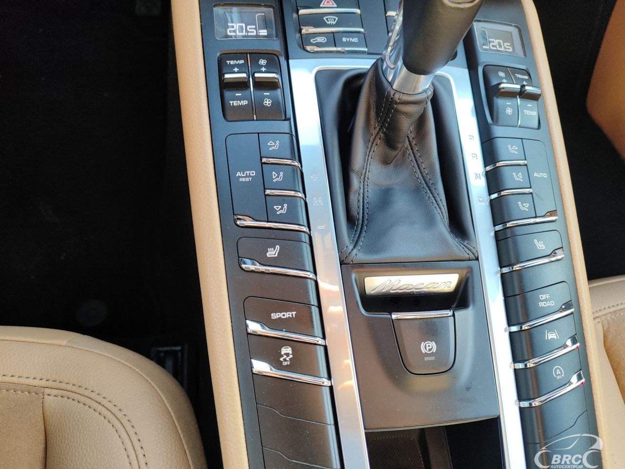 Porsche Macan | 29