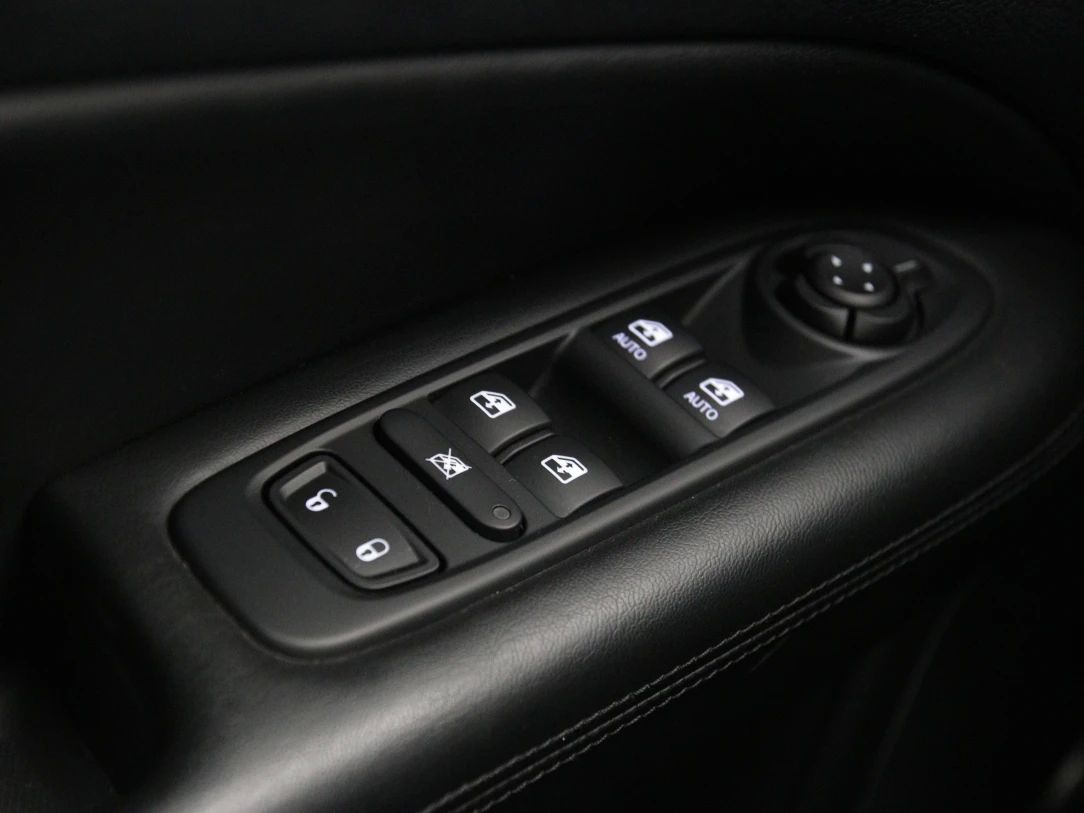 Jeep Compass | 24