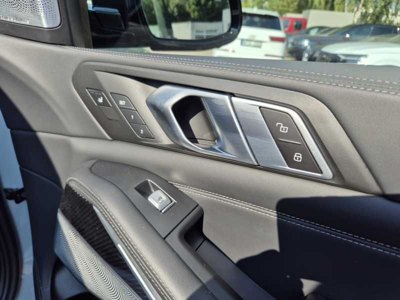 BMW X7 | 18