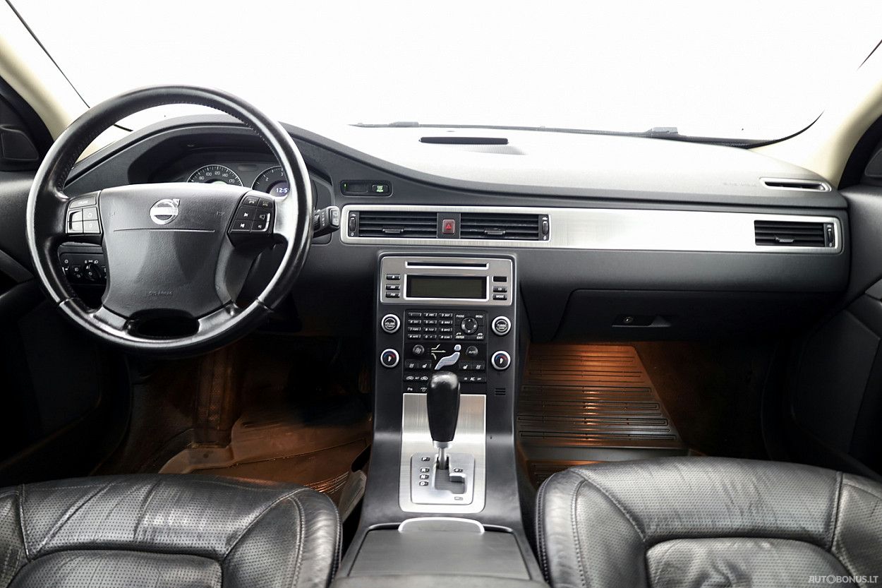 Volvo XC70 | 4
