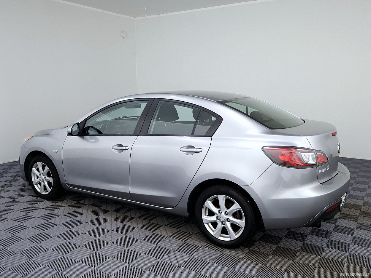 Mazda 3 | 3