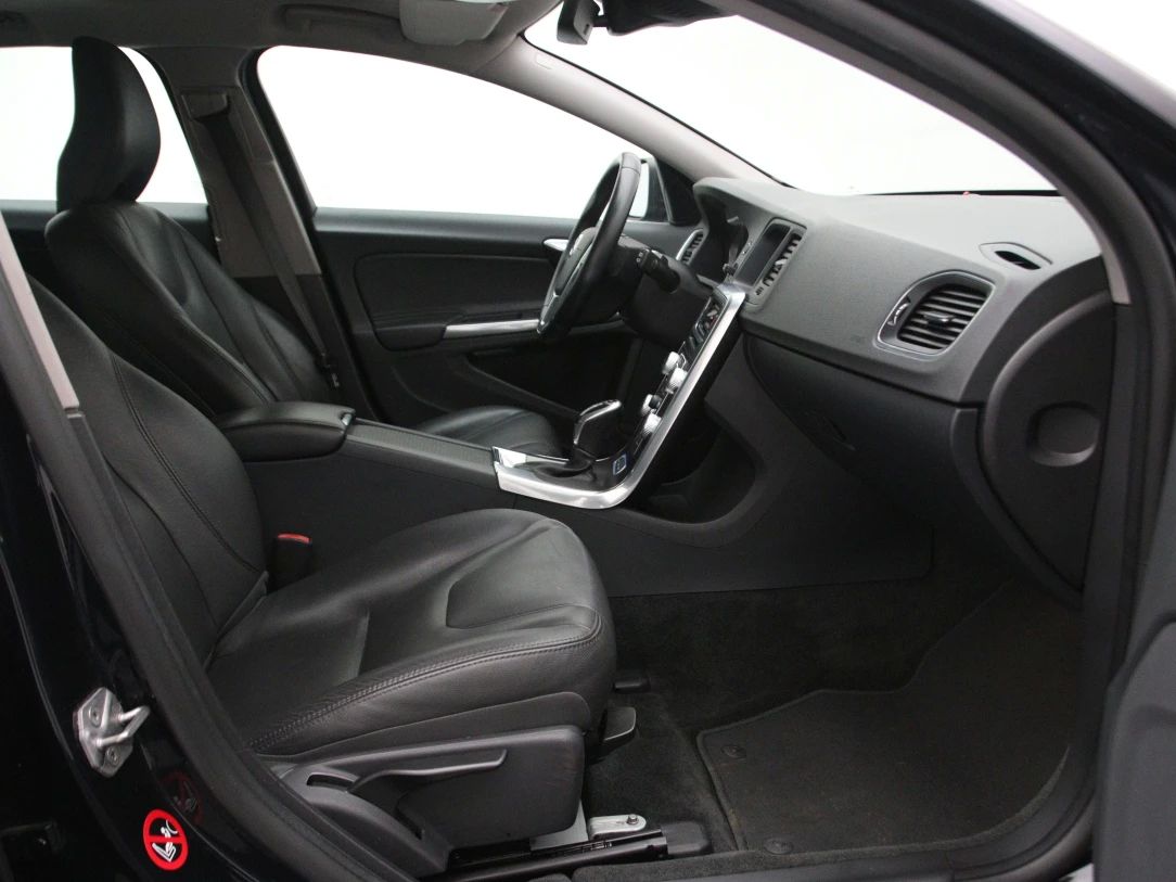 Volvo V60 | 13
