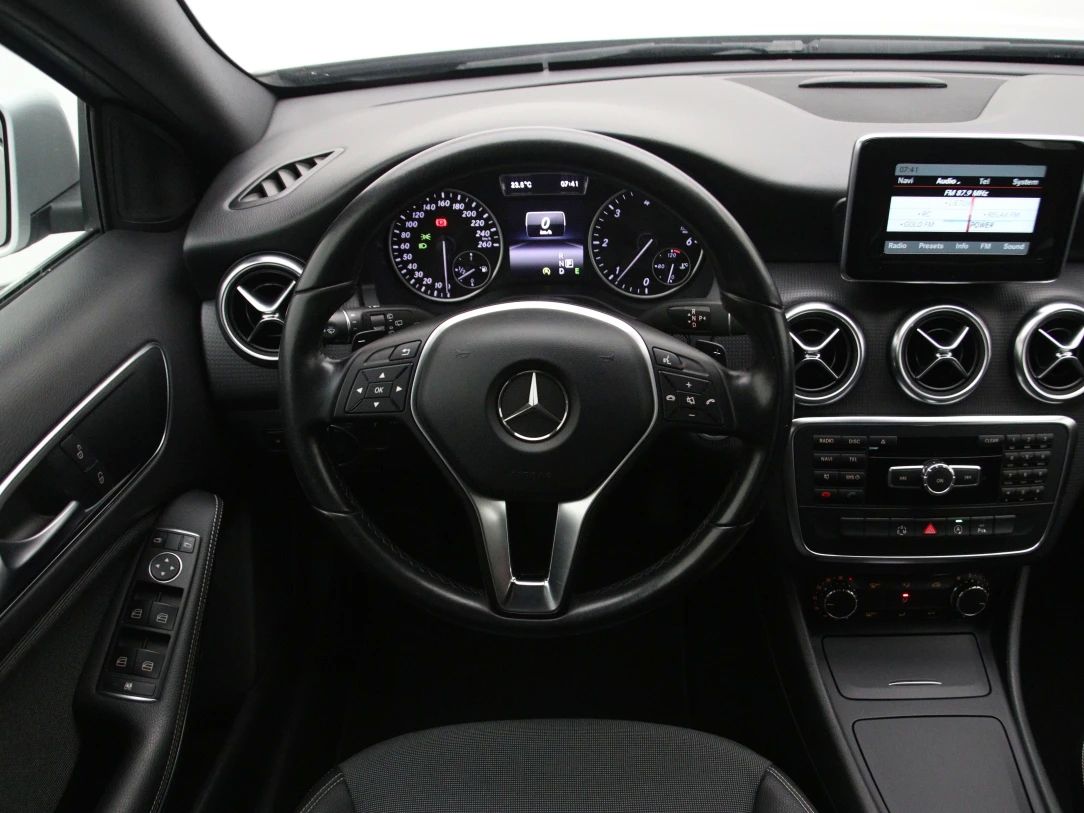 Mercedes-Benz A180 | 16