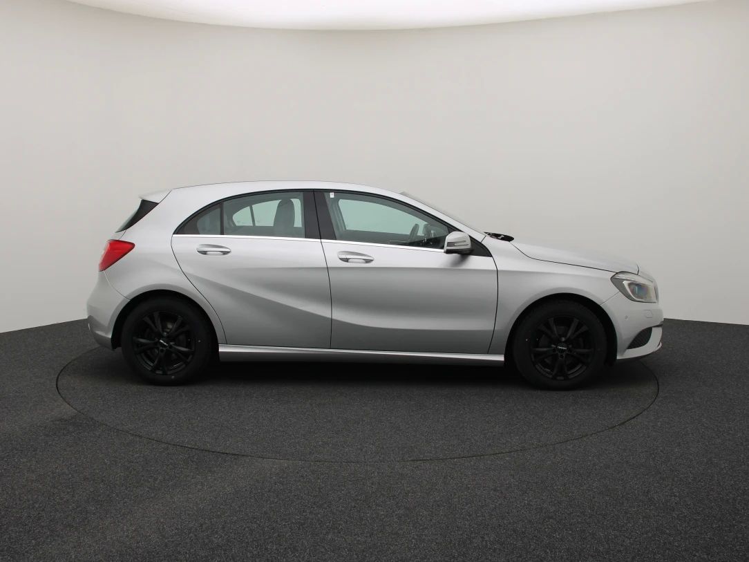Mercedes-Benz A180 | 8