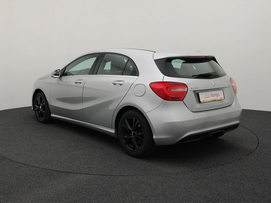 Mercedes-Benz A180 | 6