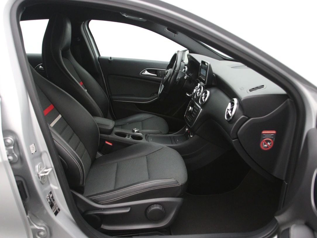 Mercedes-Benz A180 | 13