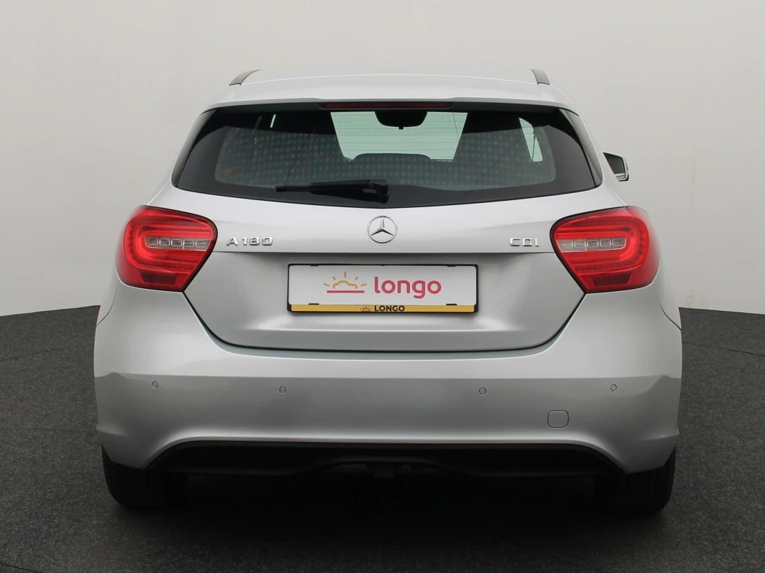 Mercedes-Benz A180 | 4