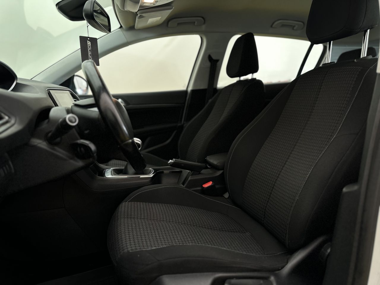 Peugeot 308 | 8