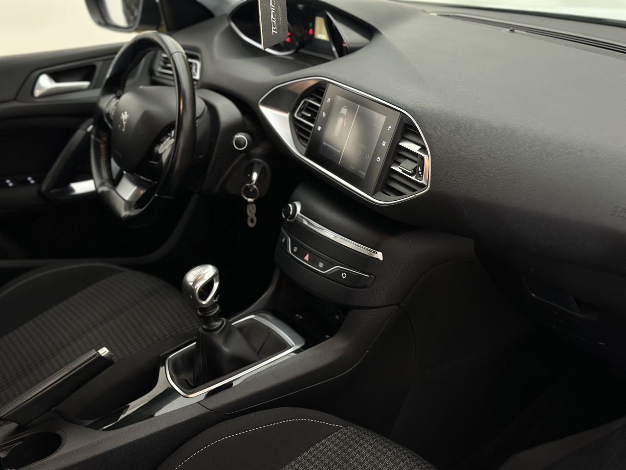 Peugeot 308 | 12