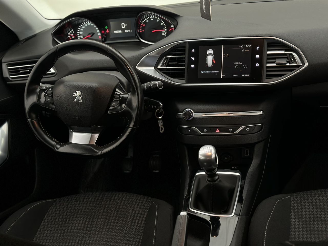 Peugeot 308 | 13