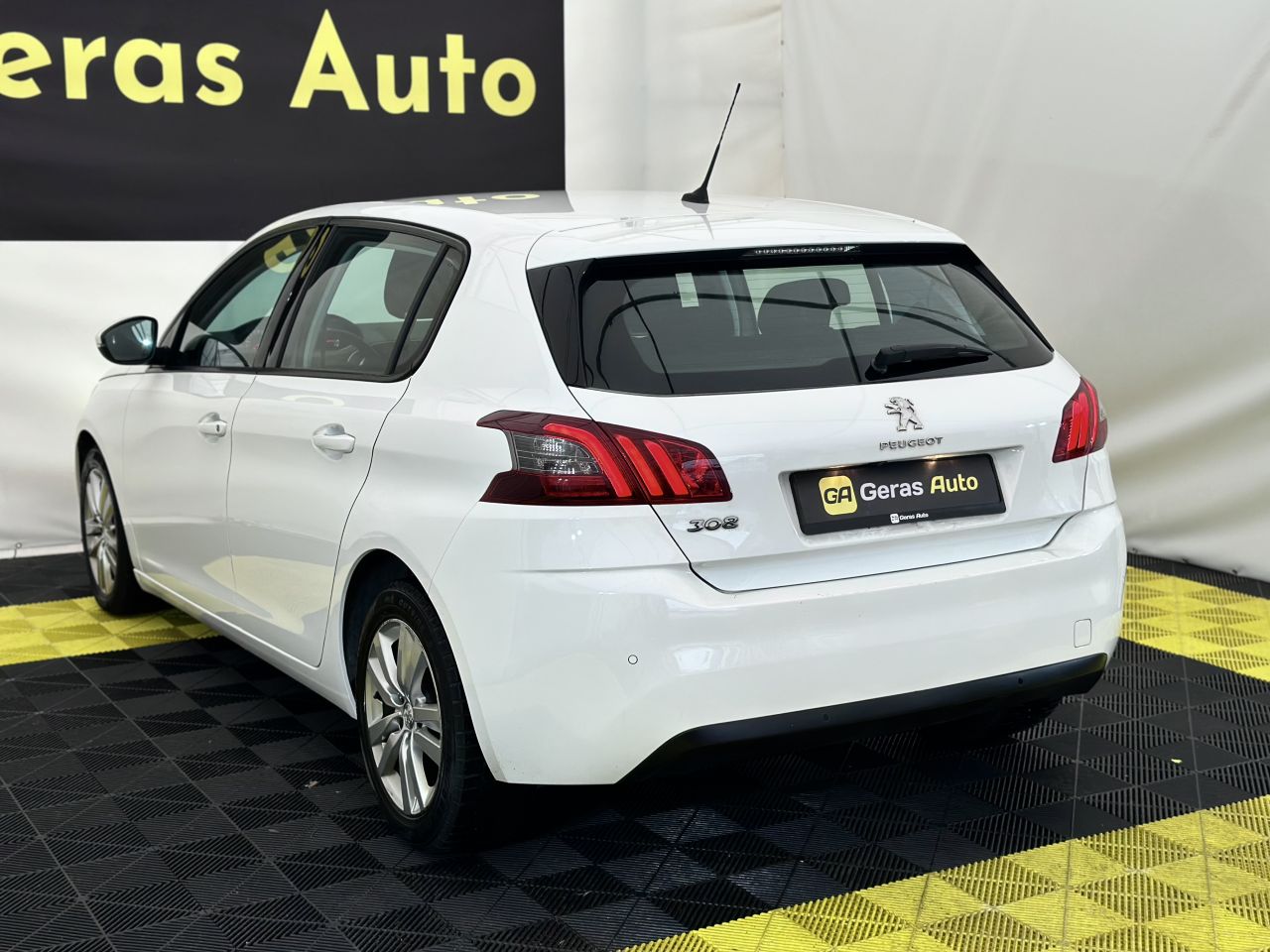 Peugeot 308 | 5