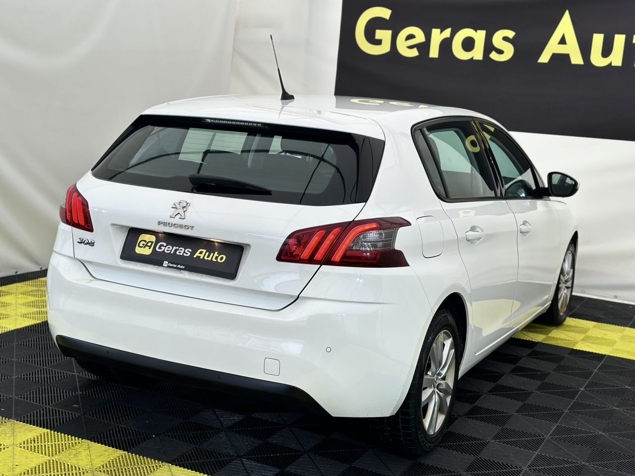 Peugeot 308 | 3